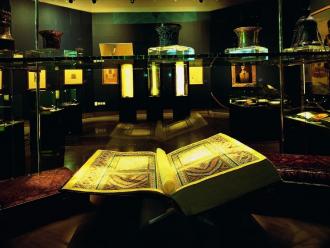 بازدید رایگان از کتابخانه و موزه ملی ملک به مناسبت روز جهانی موزه