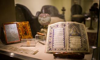 بازدید رایگان از کتابخانه و موزه ملی ملک در دهه کرامت رضوی