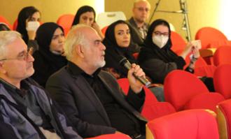 نشست دانشجویان و استادان هنر اسلامی دانشگاه تربیت مدرس با ابوالعلا سودآور برگزار شد