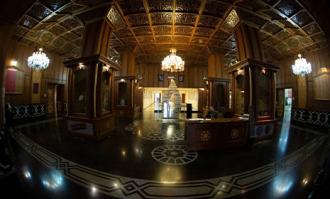 به مناسبت روز دانشجو بازدید از موزه ملک برای دانشجویان و اساتید رایگان شد